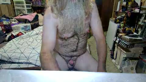 Dana online show from 09/11/25, 01:11