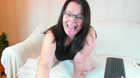 danajhonson online show from 04/25/26, 06:16