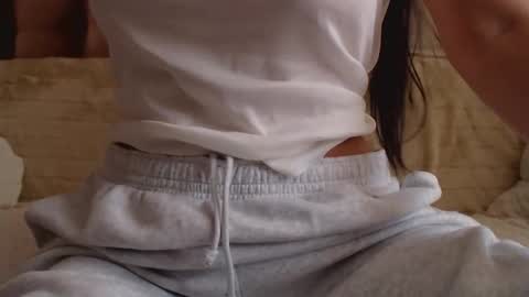 Daniella online show from 09/26/25, 10:30