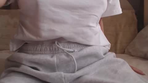 Daniella online show from 10/19/25, 07:20