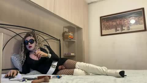 Snapshot of danastone_livingdoll chatting on 02/01/25, 04:11 danastone_livingdoll online show from 02/01/25, 04:11