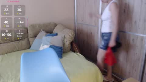 danbie_leen online show from 09/12/25, 09:09