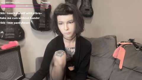 Snapshot of dandelion_sea chatting on 10/11/25, 03:21 dandelion_sea online show from 10/11/25, 03:21