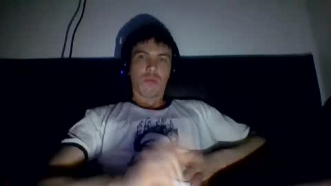 Snapshot of dane950804 chatting on 07/20/26, 07:38 dane950804 online show from 07/20/26, 07:38