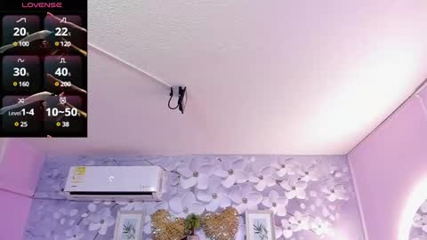 Snapshot of danee_19 chatting on 03/09/25, 11:36 Daniela online show from 03/09/25, 11:36