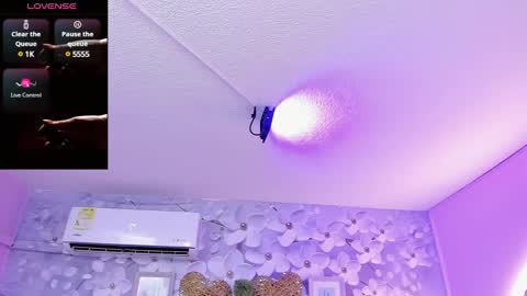 Snapshot of danee_19 chatting on 03/12/25, 10:59 Daniela online show from 03/12/25, 10:59