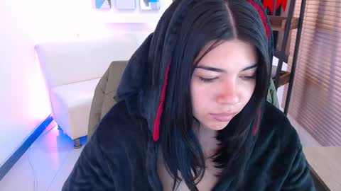 Veronica online show from 02/21/26, 11:55