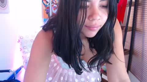 Veronica online show from 03/25/26, 12:11