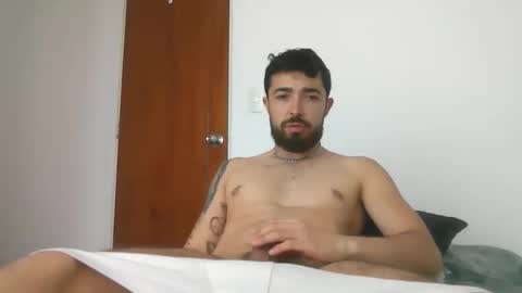 dani3l9905 online show from 11/11/25, 05:57