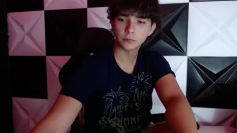 Snapshot of dani_cumboy chatting on 12/21/24, 03:58 dani_cumboy online show from 12/21/24, 03:58