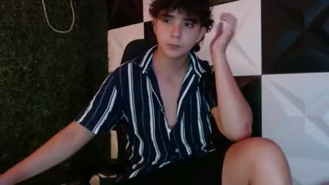 Snapshot of dani_cumboy chatting on 02/14/25, 03:00 dani_cumboy online show from 02/14/25, 03:00