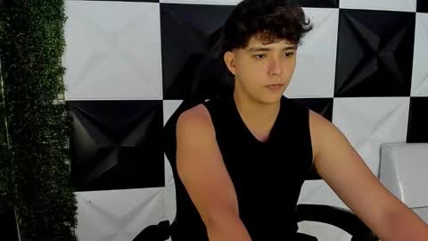 Snapshot of dani_cumboy chatting on 09/17/25, 02:30 dani_cumboy online show from 09/17/25, 02:30