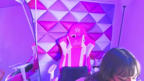 dani_dream online show from 10/22/25, 06:18