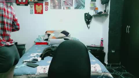 dani y jocelyn online show from 02/17/26, 06:03