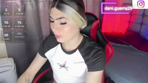 Snapshot of dani_lovet1 chatting on 06/20/26, 09:17 dani online show from 06/20/26, 09:17