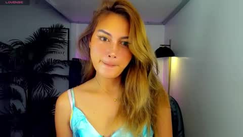 Snapshot of danicawinks chatting on 05/31/26, 10:22 Danica online show from 05/31/26, 10:22