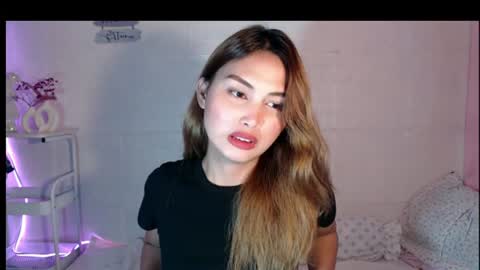 Snapshot of danicawinks chatting on 08/04/26, 10:01 Danica online show from 08/04/26, 10:01