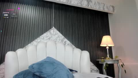  Daniela  online show from 11/14/25, 09:13