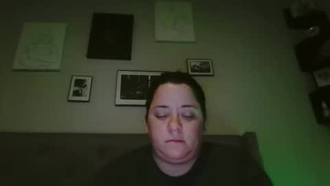 Snapshot of danidegrade chatting on 12/20/24, 11:32 danidegrade online show from 12/20/24, 11:32