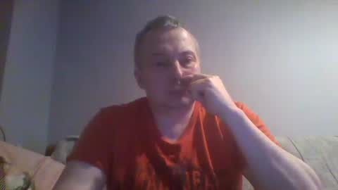 Snapshot of daniel0028 chatting on 01/01/25, 08:15 dan online show from 01/01/25, 08:15