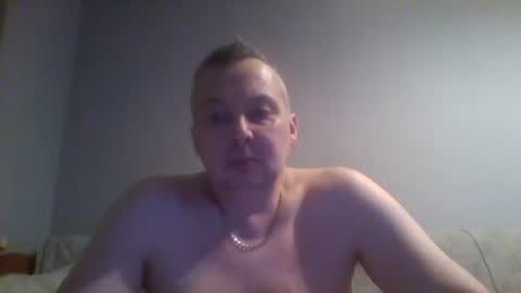 Snapshot of daniel0028 chatting on 01/19/25, 06:00 dan online show from 01/19/25, 06:00