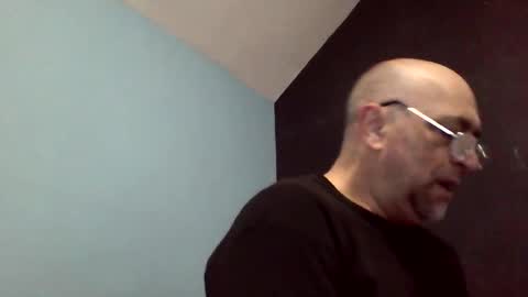 Daniel online show from 12/17/25, 02:12