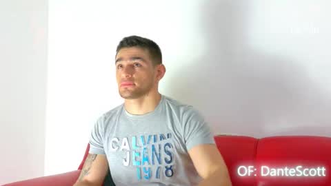 Snapshot of daniel_ova chatting on 12/05/25, 01:20 Sexy Dani online show from 12/05/25, 01:20