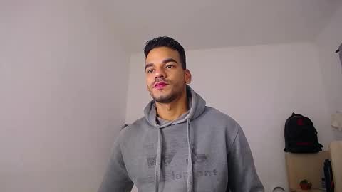 Snapshot of daniel_sherlock chatting on 02/01/26, 01:20 Daniel Sherlock online show from 02/01/26, 01:20