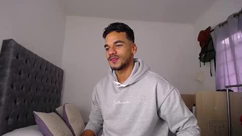 Snapshot of daniel_sherlock chatting on 02/07/26, 01:04 Daniel Sherlock online show from 02/07/26, 01:04