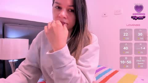 daniela online show from 10/11/25, 12:04