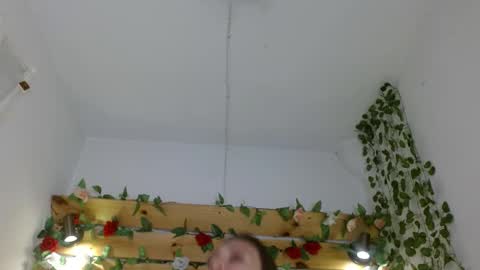 Daniela online show from 03/05/25, 02:23