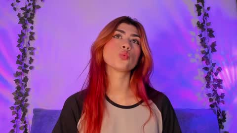 Snapshot of daniela_saenz1 chatting on 12/07/24, 06:59 Dani Saenz online show from 12/07/24, 06:59