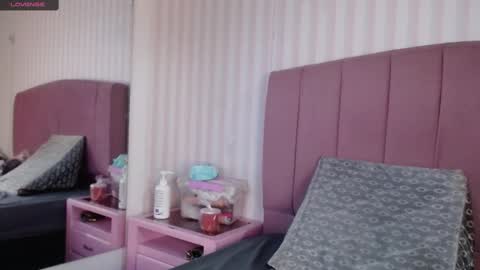 Snapshot of danielaa_a chatting on 02/09/25, 06:16 Daniela online show from 02/09/25, 06:16