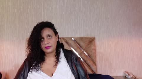 Snapshot of danielaa_a chatting on 09/25/25, 07:50 Daniela online show from 09/25/25, 07:50