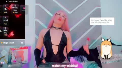 Snapshot of danielaadamss chatting on 12/19/24, 05:29 Daniela online show from 12/19/24, 05:29