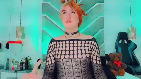 Snapshot of danielaadamss chatting on 01/22/25, 05:48 Daniela online show from 01/22/25, 05:48