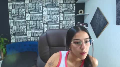 danielamonroe online show from 10/06/25, 07:11