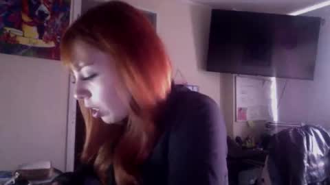 Snapshot of danielaredhair chatting on 05/14/26, 09:32 danielaredhair online show from 05/14/26, 09:32