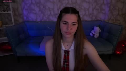 Snapshot of danielareign chatting on 04/25/26, 01:52 danielareign online show from 04/25/26, 01:52