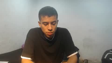 danielitopapii online show from 12/29/24, 02:00