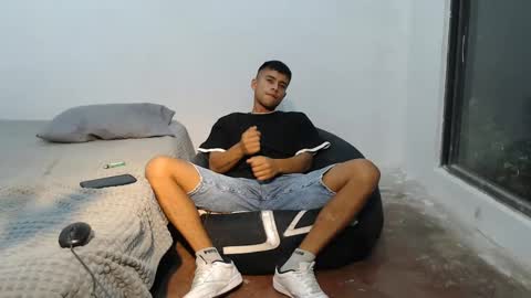 danielitopapii online show from 01/31/25, 04:14