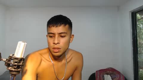 danielitopapii online show from 01/31/25, 05:21