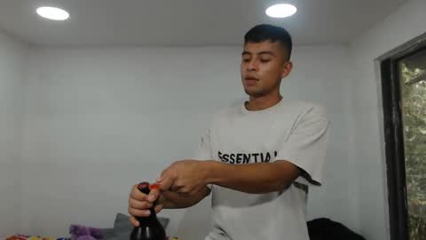 danielitopapii online show from 02/12/25, 09:11