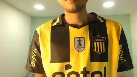 Snapshot of danielitopapii chatting on 12/17/25, 02:28 danielitopapii online show from 12/17/25, 02:28