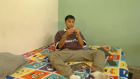 Snapshot of danielitopapii chatting on 12/19/25, 05:09 danielitopapii online show from 12/19/25, 05:09