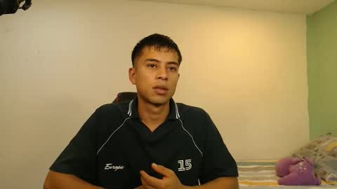 Snapshot of danielitopapii chatting on 05/13/26, 05:54 danielitopapii online show from 05/13/26, 05:54