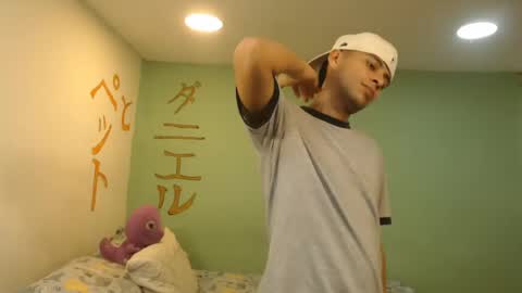 danielitopapii online show from 07/04/26, 01:12
