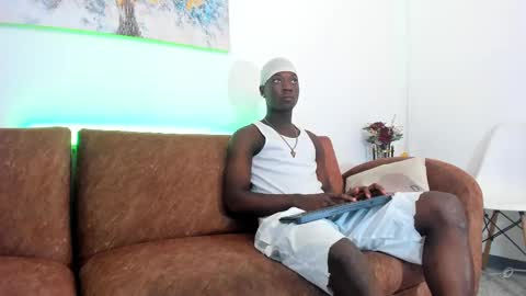 daniell_ferrari online show from 01/24/25, 09:47