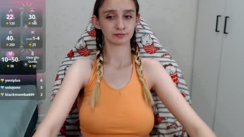 Snapshot of daniella_martin chatting on 12/17/24, 02:12 Daniella Martin online show from 12/17/24, 02:12