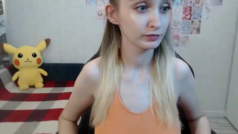Snapshot of daniella_martin chatting on 09/15/25, 09:20 Daniella Martin online show from 09/15/25, 09:20